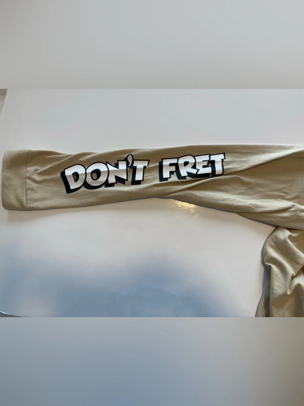 Urban Heritage Tan Daisy Graphic Long Sleeve Tee Mens Medium - Picture 4 of 9